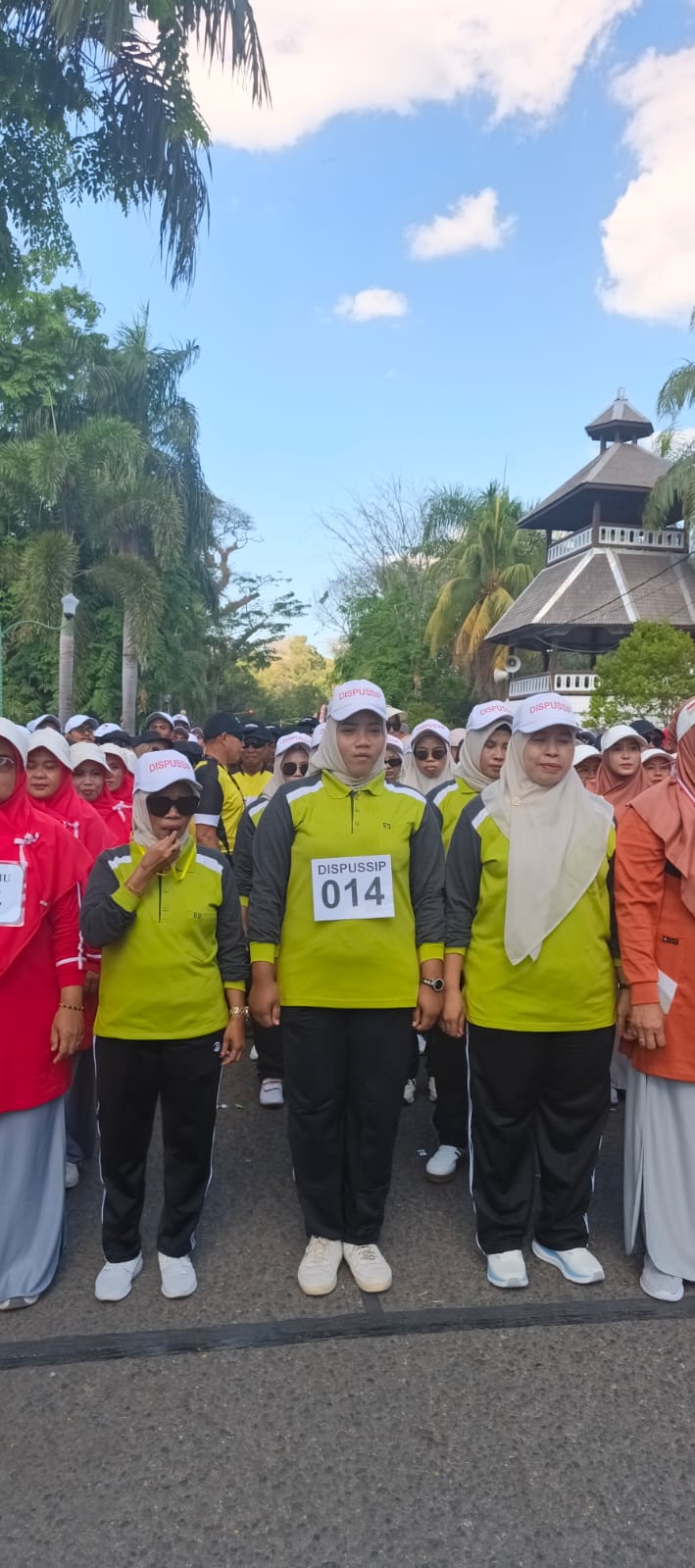 Mengikuti Lomba Gerak Jalan Dalam Rangka Memeriahkan HUT RI ke 81 Tahun 2026
