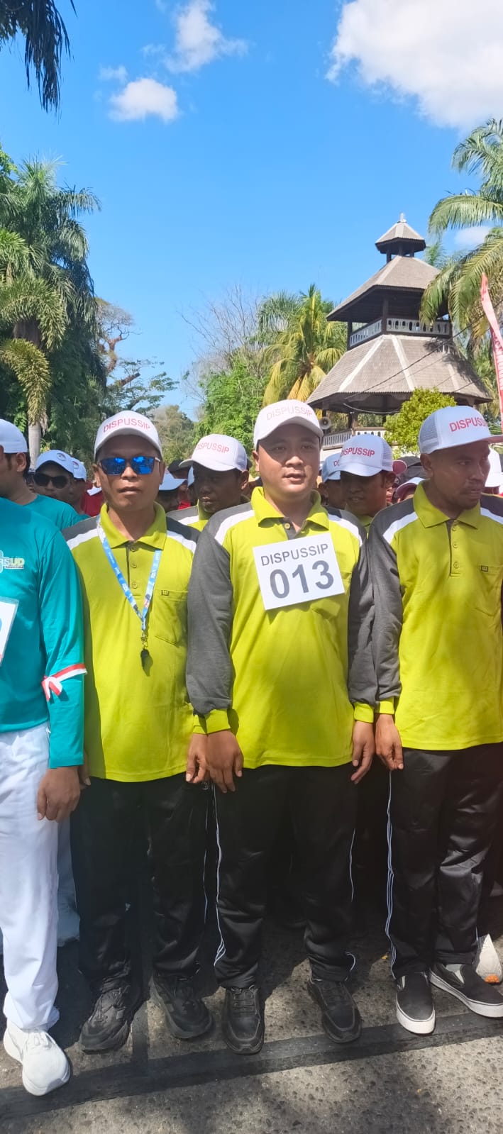 Mengikuti Lomba Gerak Jalan Dalam Rangka Memeriahkan HUT RI ke 81 Tahun 2026